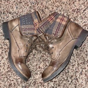 Women’s 6.5 rock and candy boot